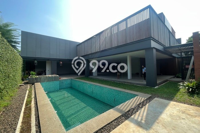 Hunian Mewah LB 990m2 Siap Pakai Desain Elegan di Cinere, Jakarta Selatan Hunian Mewah LB 990m2 Siap Pakai Desain Elegan di Cinere, Jakarta Selatan