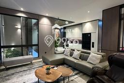 Ready to Use! Premium House LT 180m2 Desain Elegan di BSD City Ready to Use! Premium House LT 180m2 Desain Elegan di BSD City