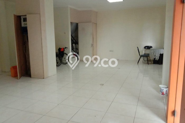 Lokasi Strategis! Dijual Gudang Bisnis di BSD, Tangerang Selatan Kondisi Baik Lokasi Strategis! Dijual Gudang Bisnis di BSD, Tangerang Selatan Kondisi Baik