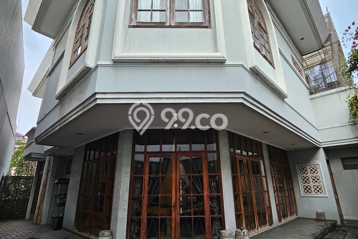 For Sale! Premium House LT 523m2 Desain Elegan di Kedoya Baru For Sale! Premium House LT 523m2 Desain Elegan di Kedoya Baru
