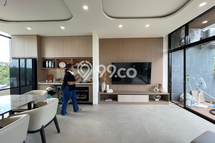 FOR SALE! Vila Kawasan , Area 202m2m², Posisi Premium FOR SALE! Vila Kawasan , Area 202m2m², Posisi Premium
