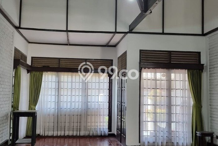 Rumah Asri 5 Kamar Lokasi Sejuk di , Bandung Rumah Asri 5 Kamar Lokasi Sejuk di , Bandung