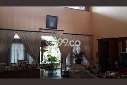 Dijual Rumah Luas Elegan Dengan View Eksklusif di Kemang, Jakarta Selatan Dijual Rumah Luas Elegan Dengan View Eksklusif di Kemang, Jakarta Selatan