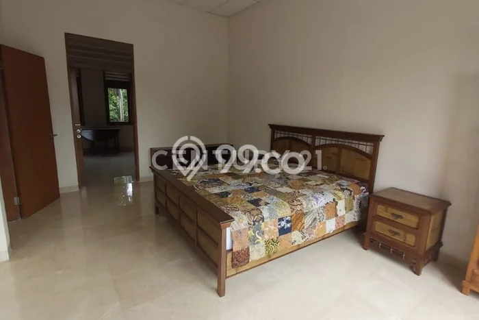 Disewakan! Rumah 4 Kamar Tidur &
4 Kamar Mandi di Kemang, Jakarta Selatan Disewakan! Rumah 4 Kamar Tidur &
4 Kamar Mandi di Kemang, Jakarta Selatan