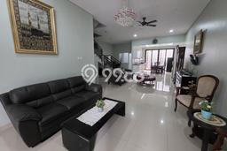 Hunian Nyaman Asri 4 KT Siap Pakai di Sarijadi Bandung Hunian Nyaman Asri 4 KT Siap Pakai di Sarijadi Bandung
