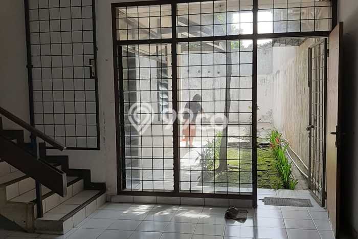 Ruko Komersial Disewakan di Sukajadi Bandung Luas 156m2 Ruko Komersial Disewakan di Sukajadi Bandung Luas 156m2