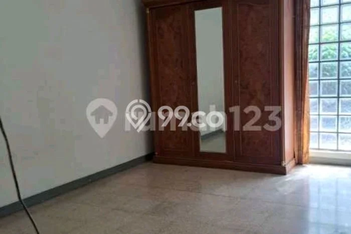 Rumah Kost untuk Dijual di Surya Sumantri Punya 7 Kamar Rumah Kost untuk Dijual di Surya Sumantri Punya 7 Kamar