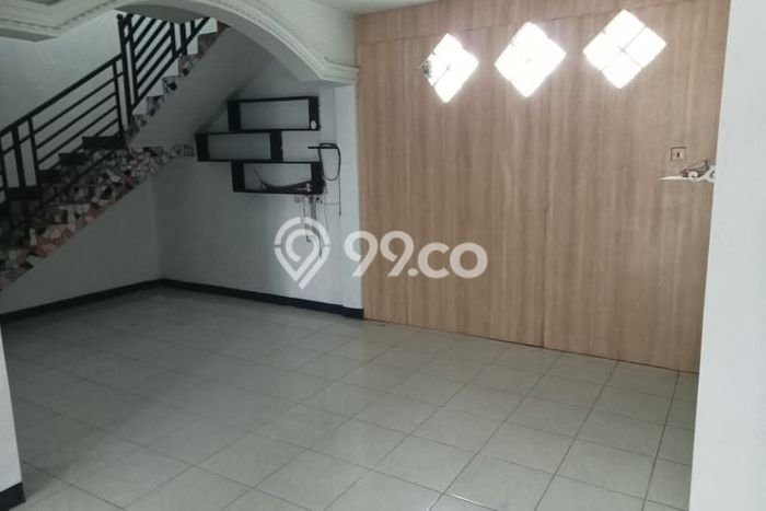 Dijual Cepat Rumah Favorit Siap Huni LB 160m2 di Cimahi Selatan, Cimahi Dijual Cepat Rumah Favorit Siap Huni LB 160m2 di Cimahi Selatan, Cimahi