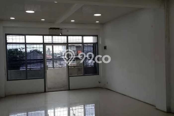 Ruko untuk disewa di Cimahi Tengah punya LT 64m2 & LB 150m2 harga sewa kompetitif Ruko untuk disewa di Cimahi Tengah punya LT 64m2 & LB 150m2 harga sewa kompetitif
