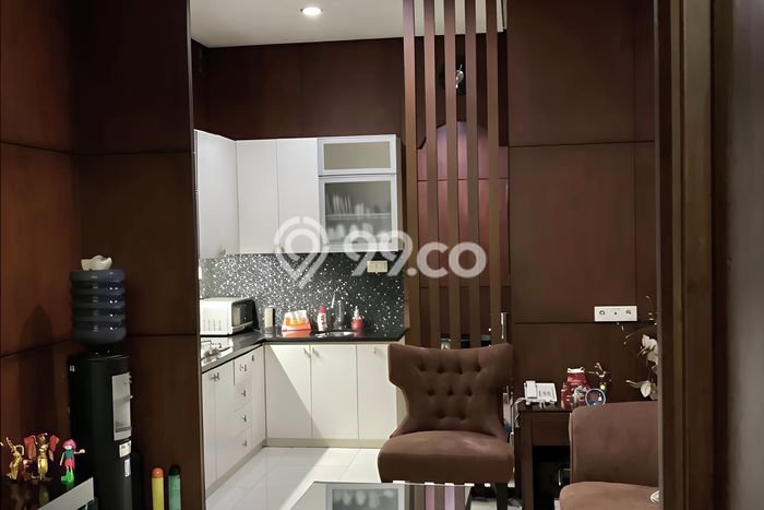 Ruko Dijual di Prime Area Jakarta Selatan Luas 210m2 Ruko Dijual di Prime Area Jakarta Selatan Luas 210m2