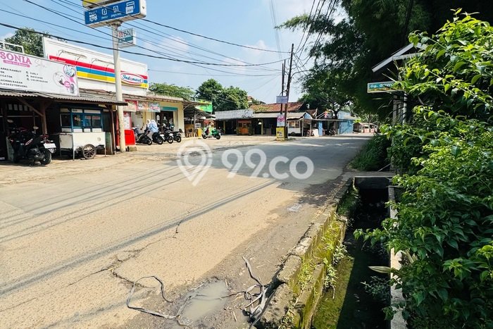For Sale Rumah 4 Kamar Lokasi Strategis Nyaman dan Strategis di Pamulang For Sale Rumah 4 Kamar Lokasi Strategis Nyaman dan Strategis di Pamulang