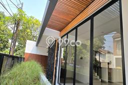 Rumah Elit Modern Tanpa Renovasi di Bintaro Jakarta Selatan Rumah Elit Modern Tanpa Renovasi di Bintaro Jakarta Selatan