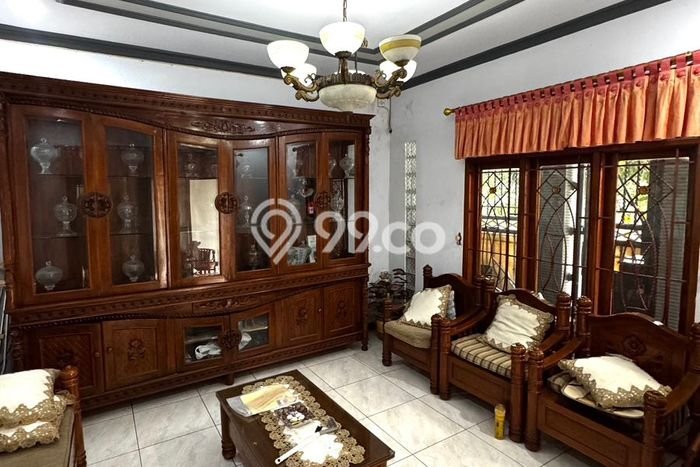Dijual Rumah Luas Elegan Dengan View Eksklusif di Depok I, Depok Dijual Rumah Luas Elegan Dengan View Eksklusif di Depok I, Depok