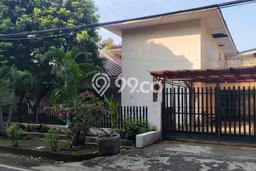 Hunian Elit LB 750m2 Siap Pakai Desain Elegan di Kayu Putih, Jakarta Timur Hunian Elit LB 750m2 Siap Pakai Desain Elegan di Kayu Putih, Jakarta Timur