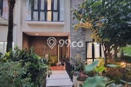 Siap Huni Rumah Mewah 5 Kamar di Kemayoran Dekat ke Mana Pun Siap Huni Rumah Mewah 5 Kamar di Kemayoran Dekat ke Mana Pun