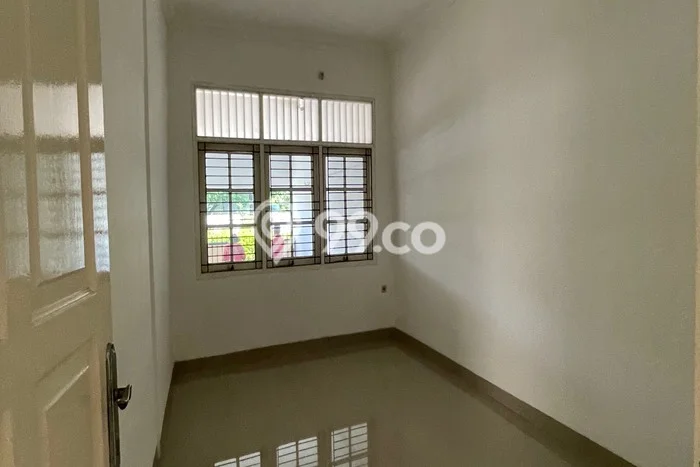 Jarang Ada! Rumah Sewa 3 Kamar Bagus Siap Huni Joglo Jarang Ada! Rumah Sewa 3 Kamar Bagus Siap Huni Joglo