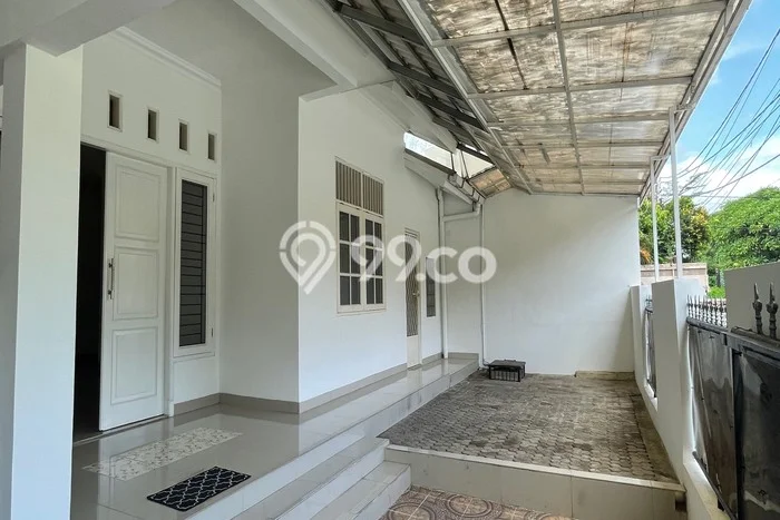 Jarang Ada! Rumah Sewa 3 Kamar Bagus Siap Huni Joglo Jarang Ada! Rumah Sewa 3 Kamar Bagus Siap Huni Joglo