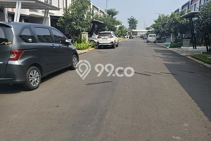 Rumah Luas Asri 3 KT Siap Pakai di Gading Serpong Tangerang Rumah Luas Asri 3 KT Siap Pakai di Gading Serpong Tangerang