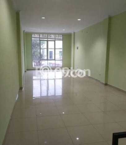 Ruko Dijual di Jakarta Timur LT 110m2 & LB 320m2 Lokasi Terbaik! Ruko Dijual di Jakarta Timur LT 110m2 & LB 320m2 Lokasi Terbaik!