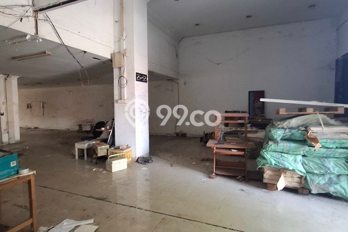 Unit Ruko Tersedia di Bendungan Hilir Spesifikasi LB 1140m2 Unit Ruko Tersedia di Bendungan Hilir Spesifikasi LB 1140m2