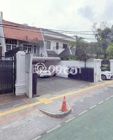 Rumah 4 Kamar Lengkap Dikontrakkan di Menteng Harga Kompetitif Rumah 4 Kamar Lengkap Dikontrakkan di Menteng Harga Kompetitif