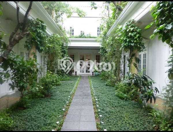 Rumah Mewah Dijual LT 512m2 di Menteng, Jakarta Pusat Rumah Mewah Dijual LT 512m2 di Menteng, Jakarta Pusat