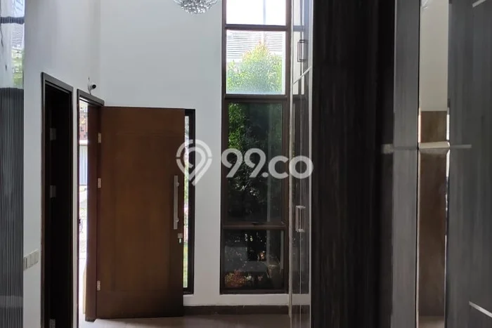 Disewakan Segera Rumah Kondisi Bagus di Area BSD, Tangerang Disewakan Segera Rumah Kondisi Bagus di Area BSD, Tangerang