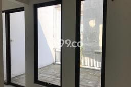 Jarang Ada! Rumah Sewa 4 Kamar Bagus Siap Huni Setra Sari Jarang Ada! Rumah Sewa 4 Kamar Bagus Siap Huni Setra Sari