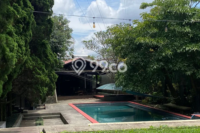 Rumah Eksklusif Dijual LT 3450m2 di Sukasari, Bandung Rumah Eksklusif Dijual LT 3450m2 di Sukasari, Bandung