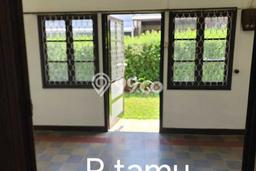 Rumah Elit LB 200m2 Siap Pakai Desain Elegan di Pajajaran, Bandung Rumah Elit LB 200m2 Siap Pakai Desain Elegan di Pajajaran, Bandung