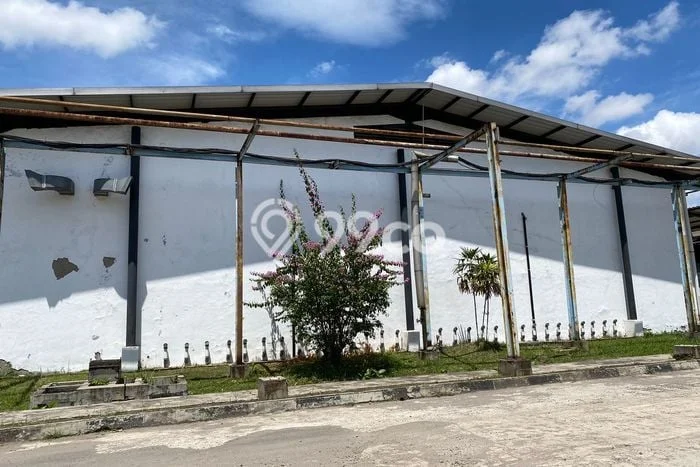 Disewakan Gudang komersial di Regol luas bangunan 4007m2 Disewakan Gudang komersial di Regol luas bangunan 4007m2