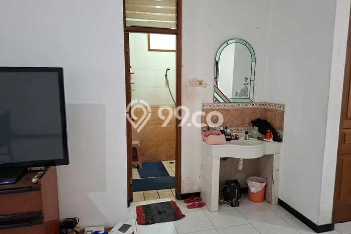Disewakan Cepat Rumah Kondisi Bagus di Kawasan Tembalang, Semarang Disewakan Cepat Rumah Kondisi Bagus di Kawasan Tembalang, Semarang