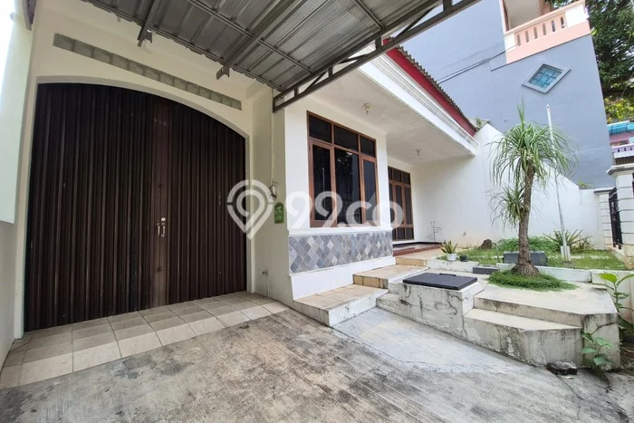 Lokasi terbaik! Rumah siap huni dikontrakkan di Tembalang LB 120m2 Lokasi terbaik! Rumah siap huni dikontrakkan di Tembalang LB 120m2