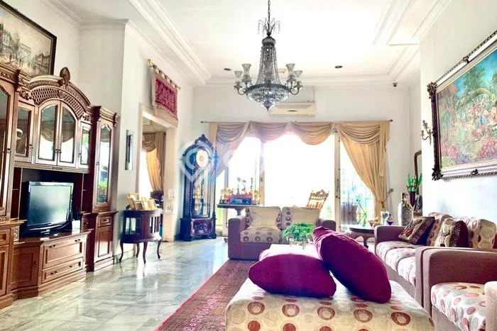 For Sale Rumah Elit Exclusive di Menteng, Jakarta Pusat For Sale Rumah Elit Exclusive di Menteng, Jakarta Pusat