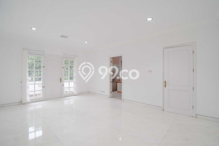 Sewa Rumah Mewah LT 1500m2 / LB 1500m2 di Menteng, Jakarta Pusat Sewa Rumah Mewah LT 1500m2 / LB 1500m2 di Menteng, Jakarta Pusat