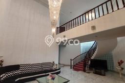 Siap Huni Hunian Elit 5 Kamar di Menteng Dekat ke Mana Pun Siap Huni Hunian Elit 5 Kamar di Menteng Dekat ke Mana Pun