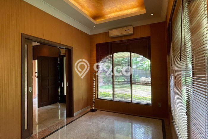 Best Deal Hunian Premium Ideal dan Luas di Menteng, Jakarta Pusat Best Deal Hunian Premium Ideal dan Luas di Menteng, Jakarta Pusat