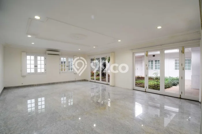Sewa Rumah Mewah LT 1500m2 / LB 1500m2 di Menteng, Jakarta Pusat Sewa Rumah Mewah LT 1500m2 / LB 1500m2 di Menteng, Jakarta Pusat