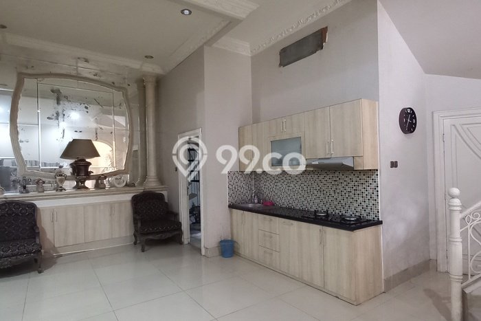 Dijual Rumah Premium dengan Fasilitas Sekitar Lengkap di Menteng, Jakarta Pusat Dijual Rumah Premium dengan Fasilitas Sekitar Lengkap di Menteng, Jakarta Pusat