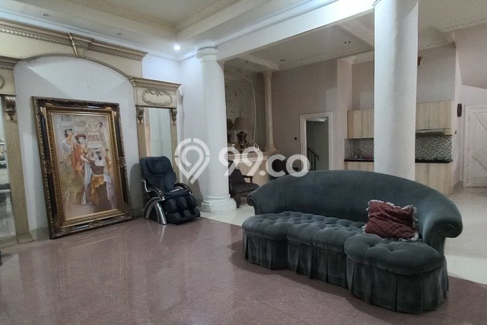 Dijual Rumah Premium dengan Fasilitas Sekitar Lengkap di Menteng, Jakarta Pusat Dijual Rumah Premium dengan Fasilitas Sekitar Lengkap di Menteng, Jakarta Pusat