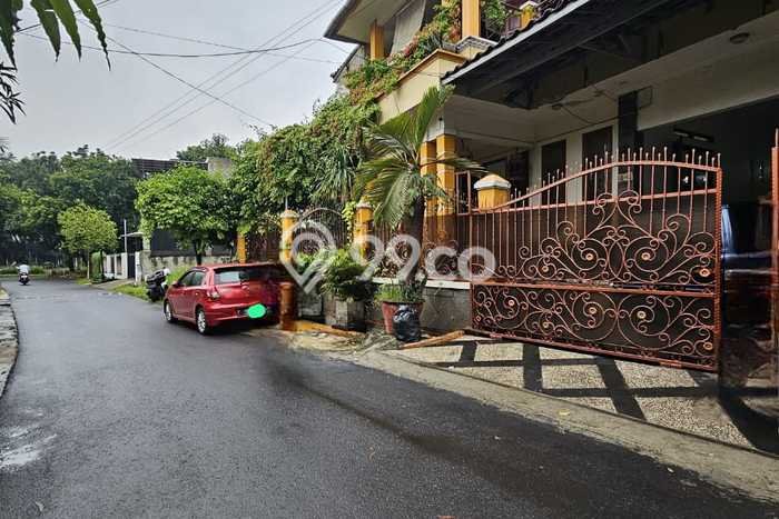 Dijual Rumah Mewah Elegan Dengan View Cantik di Pesanggrahan, Jakarta Barat Dijual Rumah Mewah Elegan Dengan View Cantik di Pesanggrahan, Jakarta Barat
