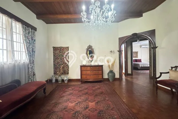 Dijual Rumah Mewah Exclusive di Menteng, Jakarta Pusat Dijual Rumah Mewah Exclusive di Menteng, Jakarta Pusat