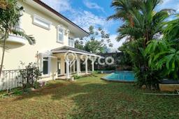 Dijual Rumah Mewah Megah Dengan View Cantik di Ampera, Jakarta Selatan Dijual Rumah Mewah Megah Dengan View Cantik di Ampera, Jakarta Selatan