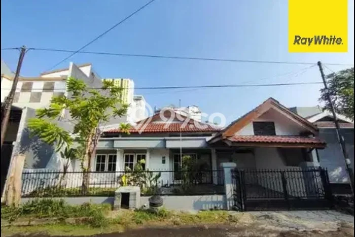 Disewakan Cepat Rumah Kondisi Bagus di Kawasan Rungkut, Surabaya Disewakan Cepat Rumah Kondisi Bagus di Kawasan Rungkut, Surabaya