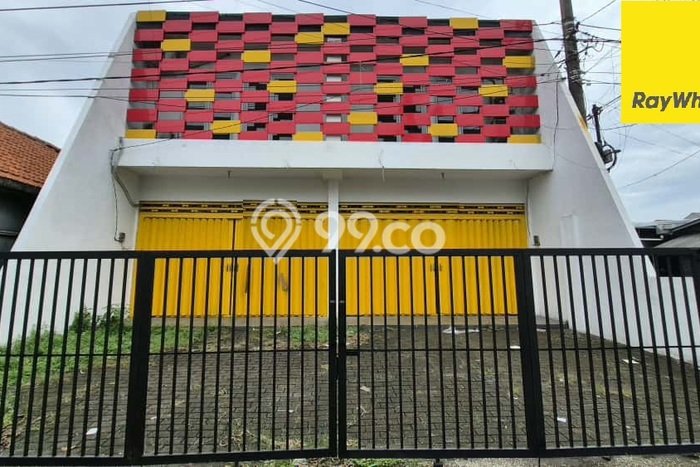 Ruko Bagus LT 150m2 LB 180m2 Dijual di Driyorejo Gresik Ruko Bagus LT 150m2 LB 180m2 Dijual di Driyorejo Gresik