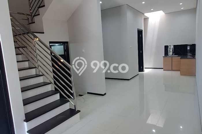 Hunian Cantik Minimalis Lb 135m2 di Mulyorejo, Surabaya Hunian Cantik Minimalis Lb 135m2 di Mulyorejo, Surabaya