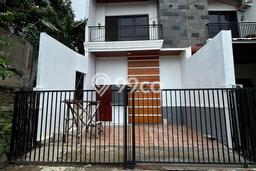 Rumah Luas Asri 3 KT Siap Pakai di Cikupa Citra Raya Tangerang Rumah Luas Asri 3 KT Siap Pakai di Cikupa Citra Raya Tangerang