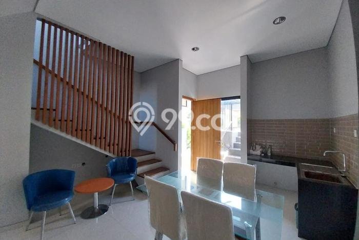 Rumah Modern Cantik 4 KT Bisa Langsung Pindah di Colomadu Rumah Modern Cantik 4 KT Bisa Langsung Pindah di Colomadu