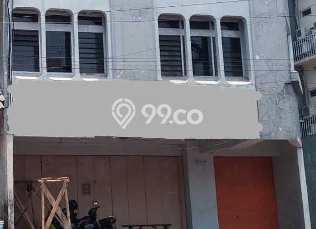 Ruko paling strategis disewakan di Laweyan Solo Ruko paling strategis disewakan di Laweyan Solo