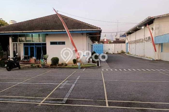 Gudang Disewa di Surakarta dengan LB 4600m2 Area Komersial Ramai Gudang Disewa di Surakarta dengan LB 4600m2 Area Komersial Ramai